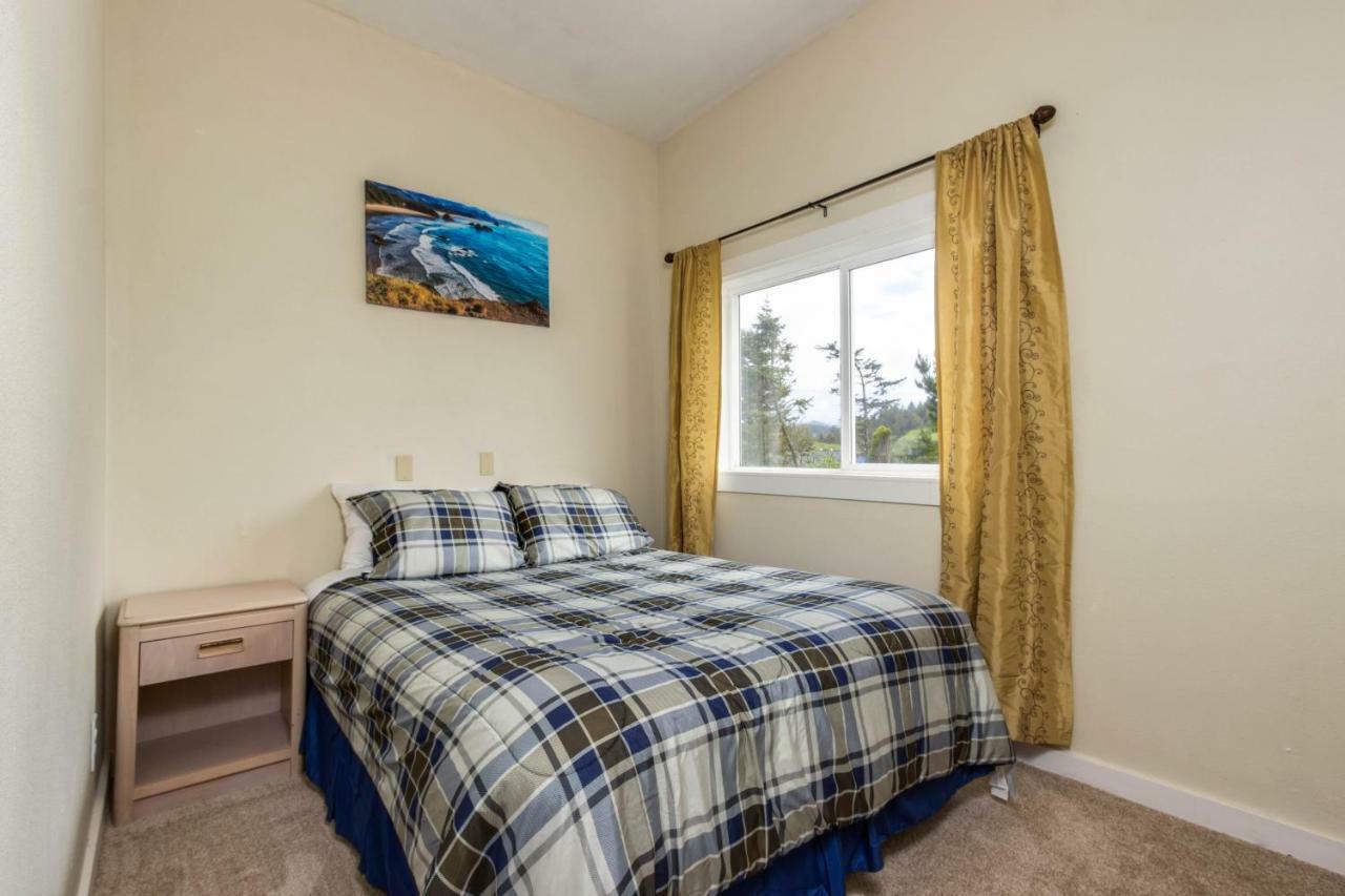 Sandstone Point Hotel Lincoln City Rum bild
